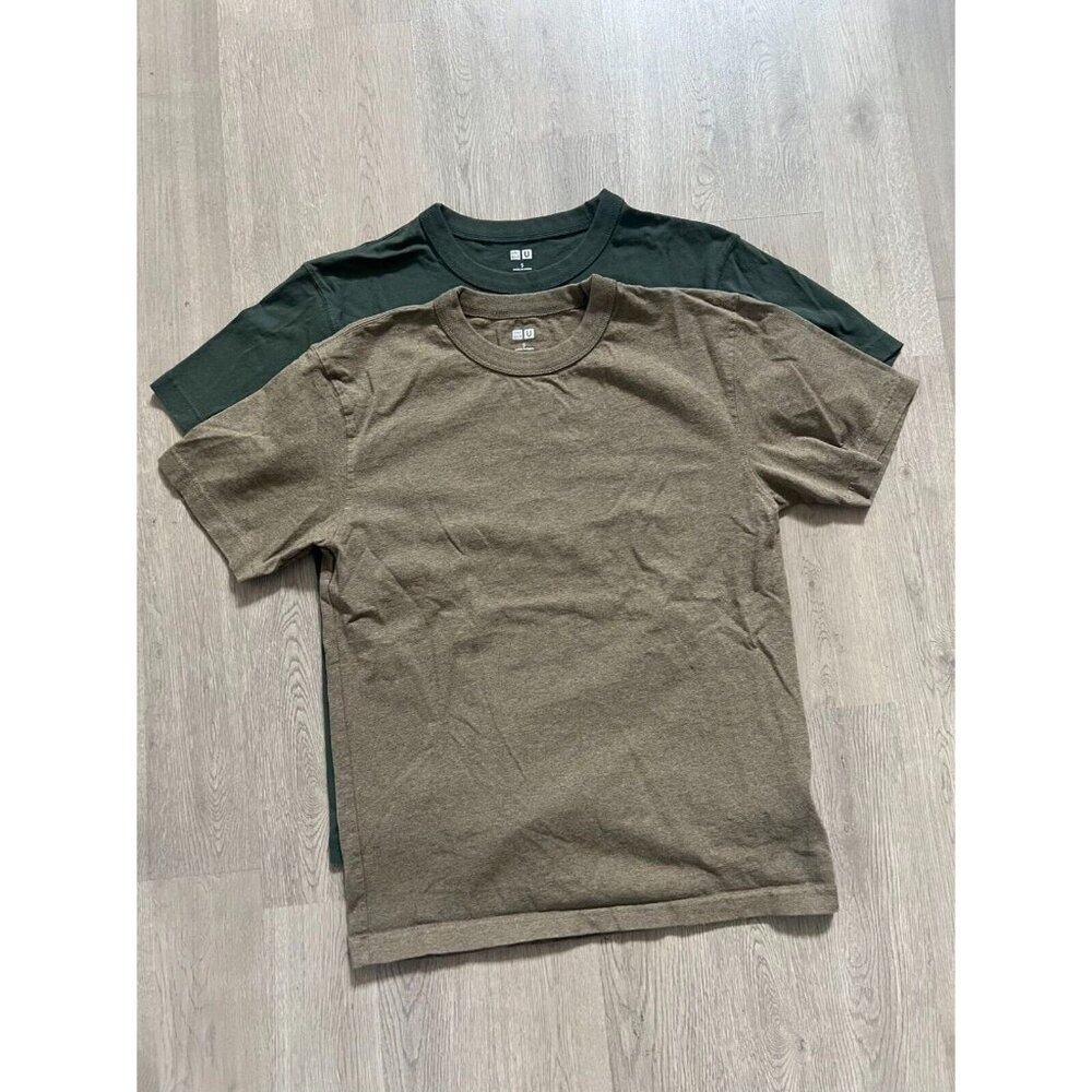 UNIQLO womens U-Tshirts, size S ( Set 2 items)